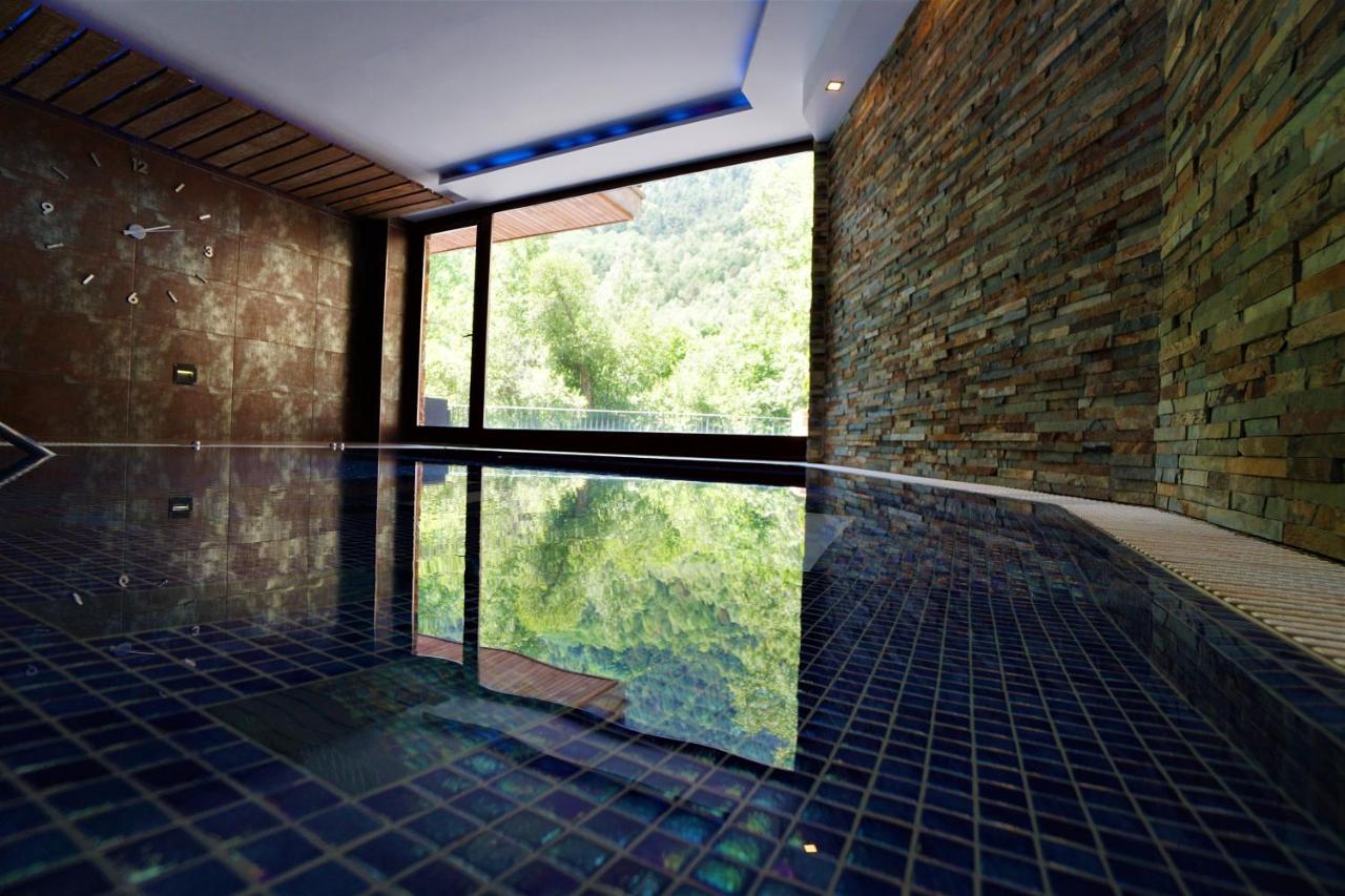 Hotel & Spa Niunit El Serrat Exterior photo