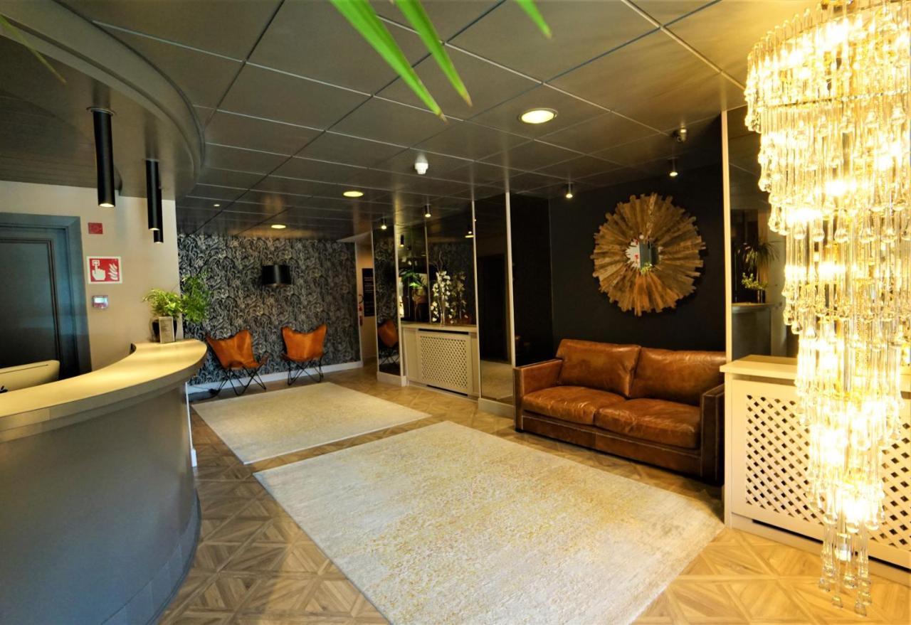 Hotel & Spa Niunit El Serrat Exterior photo
