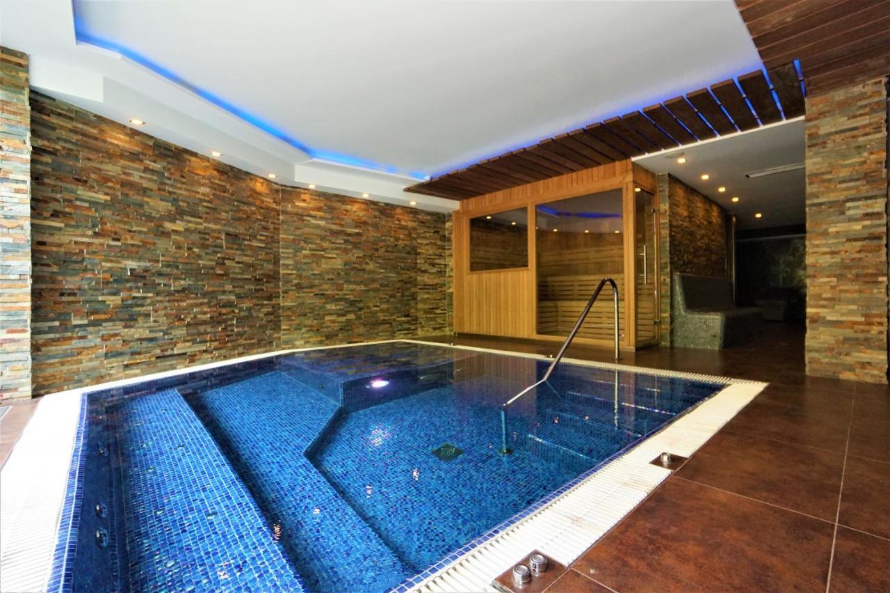 Hotel & Spa Niunit El Serrat Exterior photo