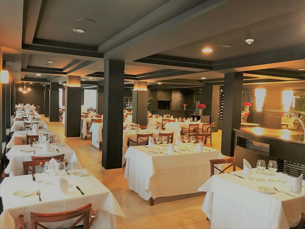 Hotel & Spa Niunit El Serrat Exterior photo