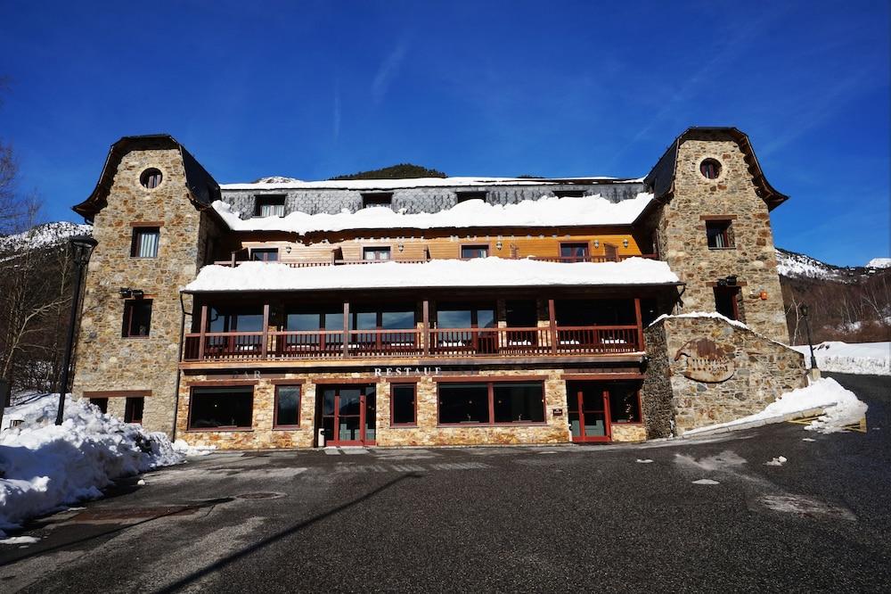 Hotel & Spa Niunit El Serrat Exterior photo
