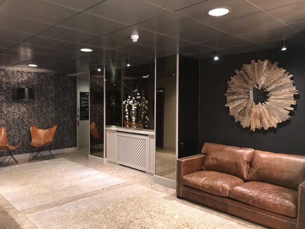 Hotel & Spa Niunit El Serrat Exterior photo