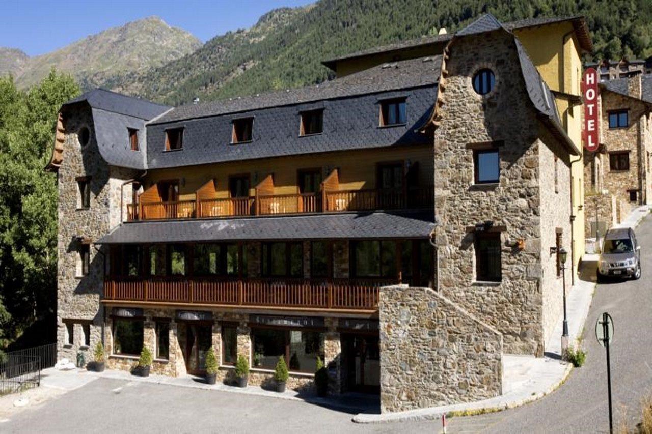Hotel & Spa Niunit El Serrat Exterior photo